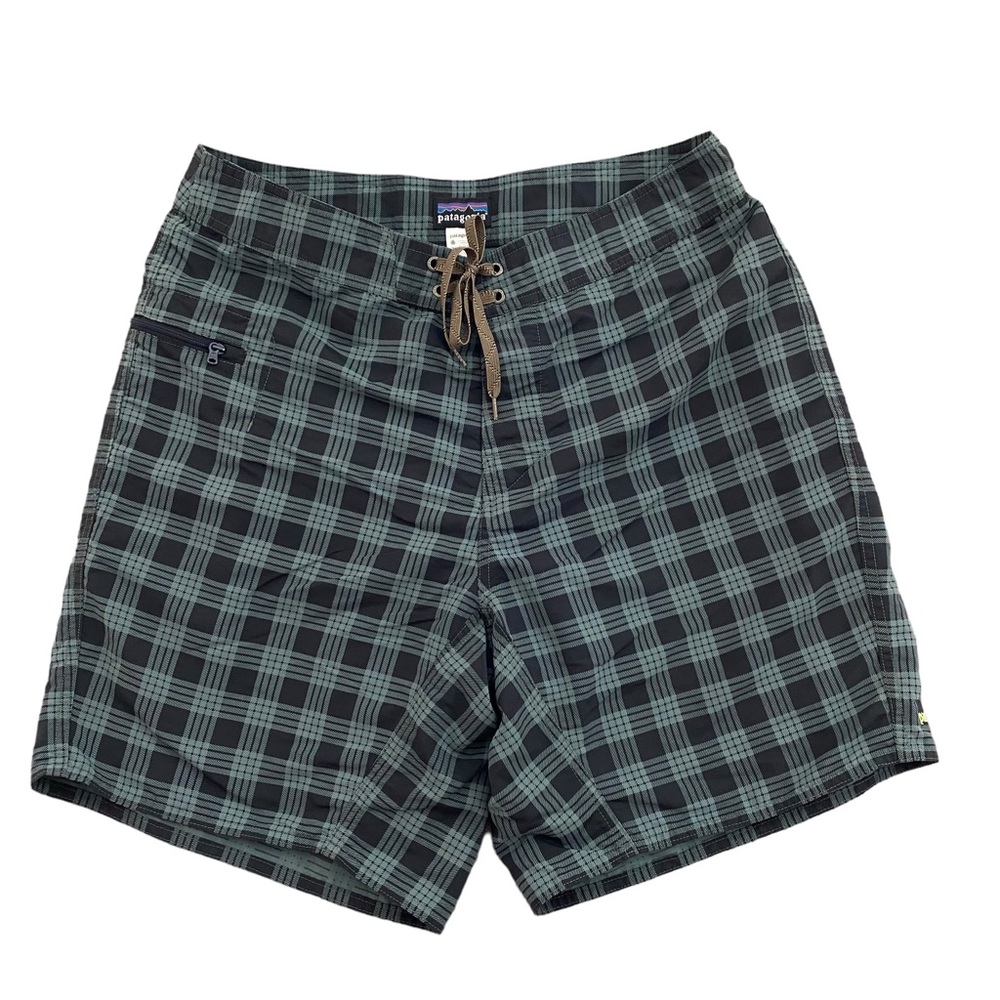 Patagonia Wavefarer Board Shorts Mens 34 x 7.5 Gray Plaid Swim Trunks Drawstring